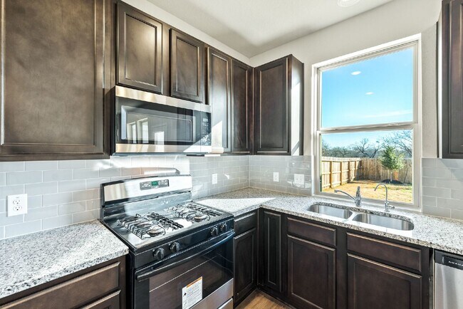 Building Photo - 5118 Sandstone Wy