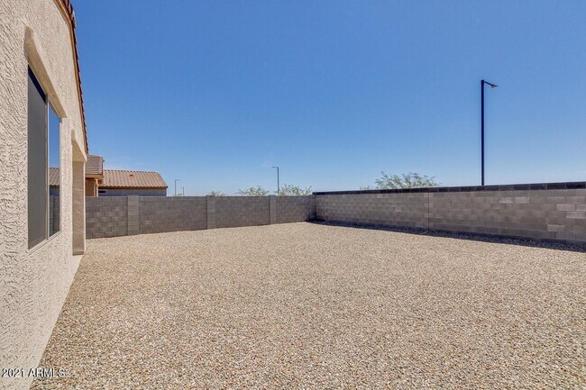 Building Photo - 17677 W Country Club Terrace