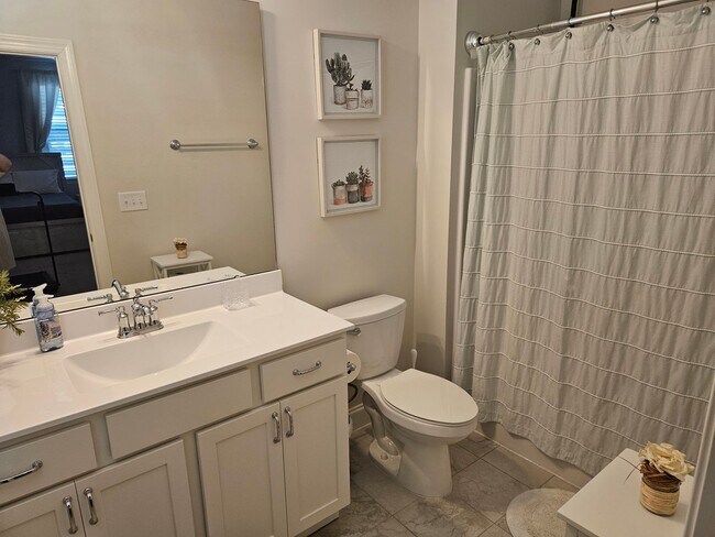 Building Photo - Gorgeous 4 bedroom, 3.5 bath home with private pool - Wyndwater Community in Hampstead