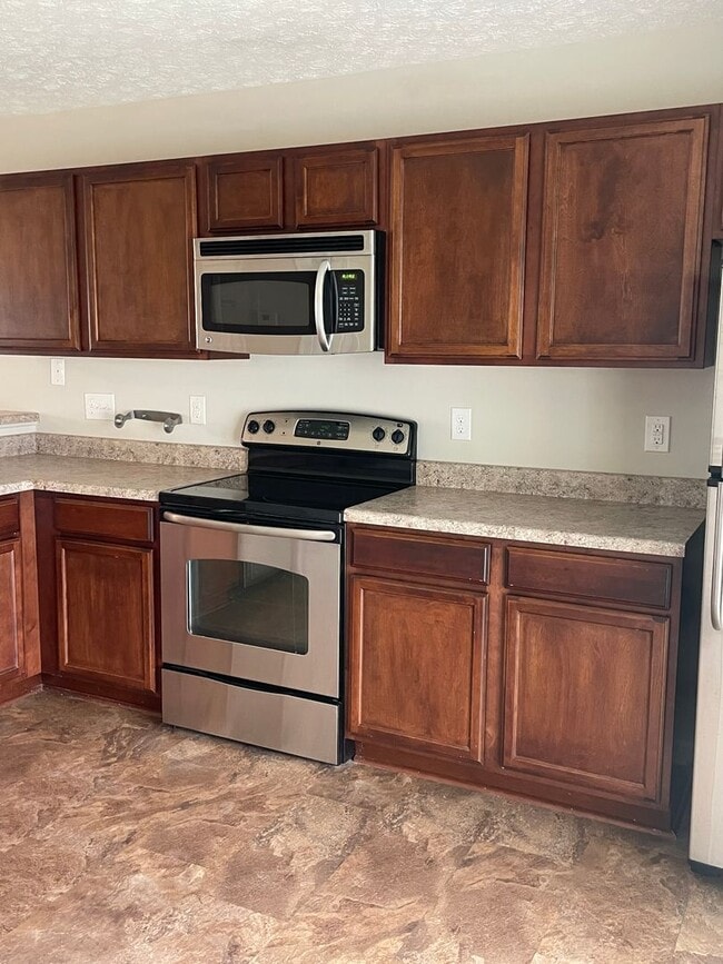 Building Photo - 2 Bedroom Townhome in Havelock