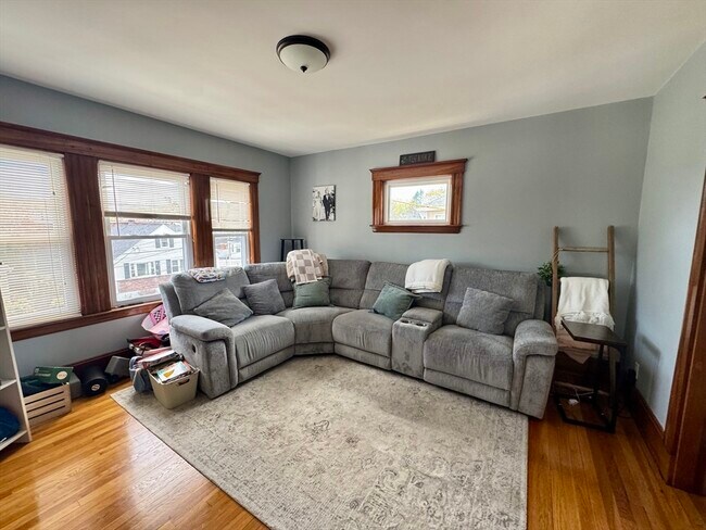 Building Photo - 141 Walworth St