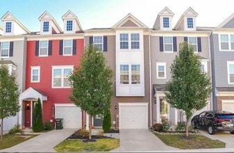 Building Photo - 23194 Ambrosia Ln