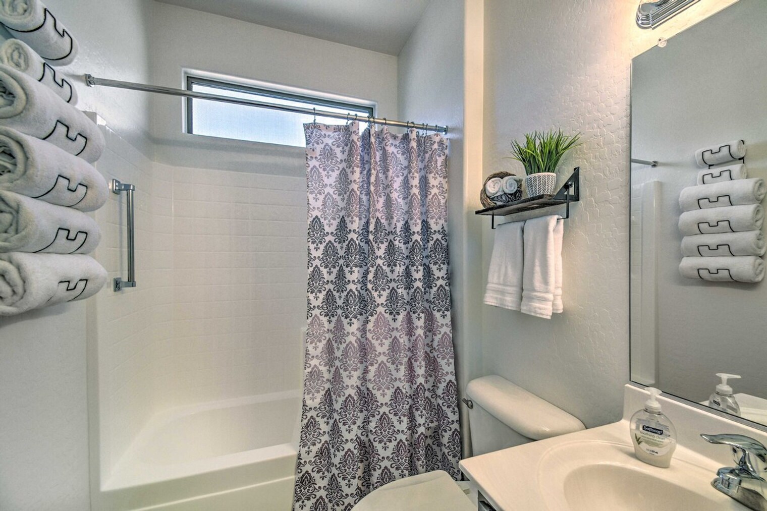 Building Photo - 15033 W Home Run Dr