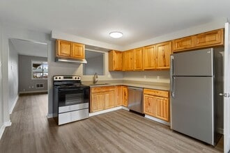 Building Photo - 1365CEDA