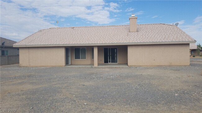 Building Photo - 6341 Waterford St