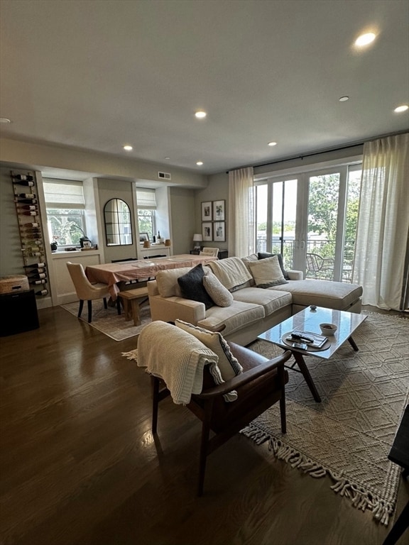 Building Photo - 34 Dix St