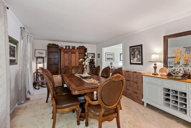 Building Photo - 2131 Silentree Dr