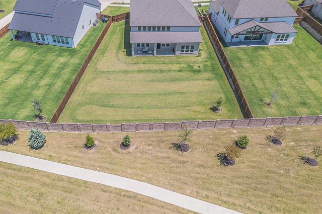Building Photo - 1598 Wintergreen Ave