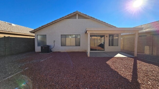 Building Photo - Location! Location! Location! 83rd & Thunderbird