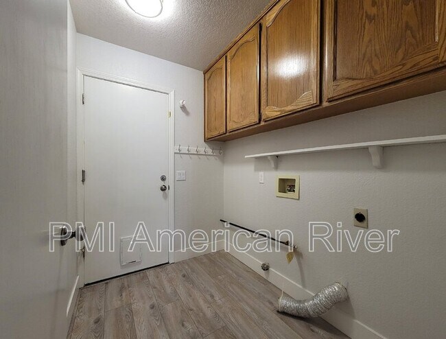 Building Photo - 5108 Parque Vista Way