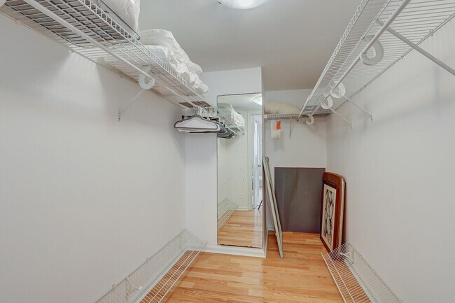 Building Photo - 5480 N Ocean Dr