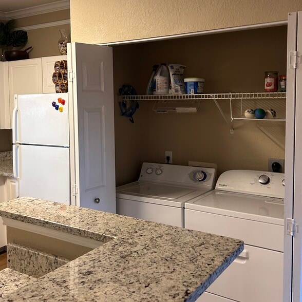 Building Photo - 4310 Bayside Village Dr