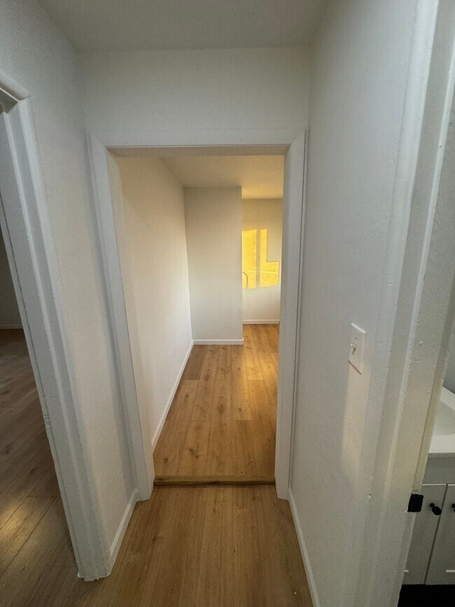 Building Photo - Charming 2BR House in Vallejo