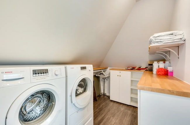 Building Photo - 3615 N Williams St