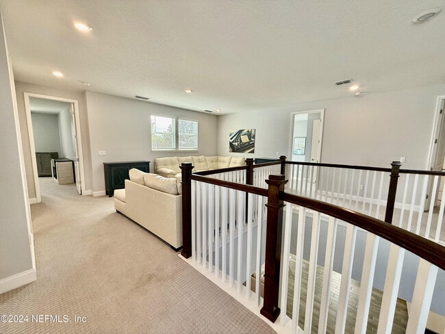 Building Photo - 52 Waterline Dr