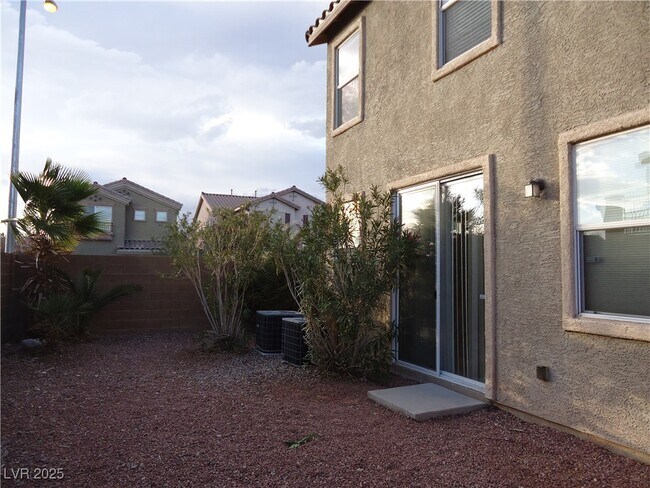 Building Photo - 9279 Sterling Hill Ave