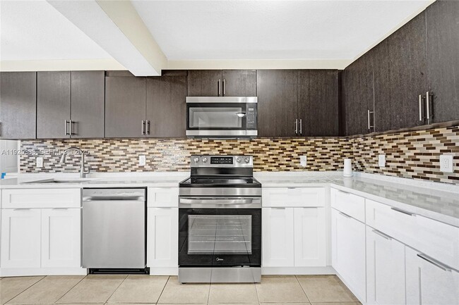 Building Photo - 1777 NW 34th Ave