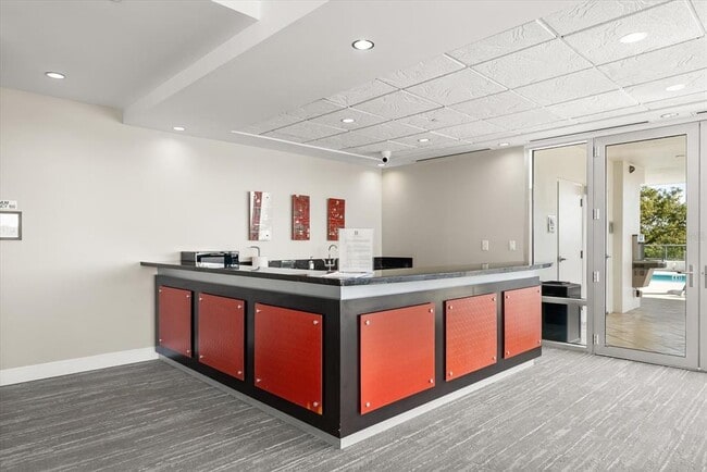 Building Photo - 101 S Eola Dr