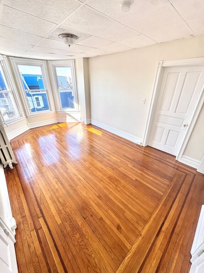 Building Photo - 1149 W Turner St