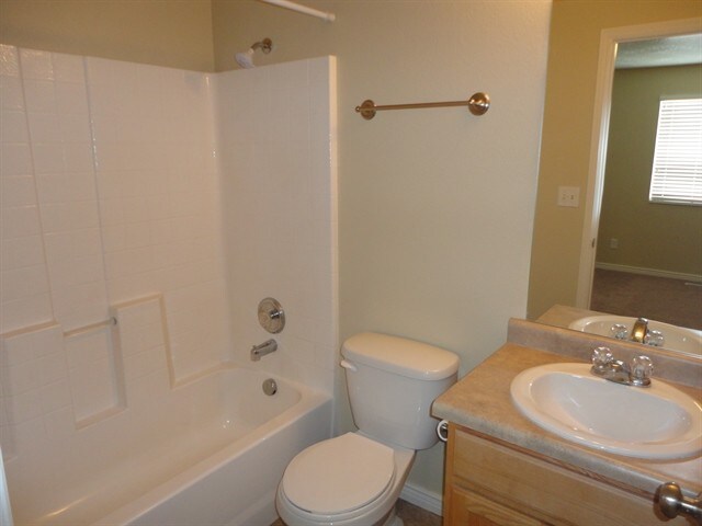 Building Photo - 7489 S Valley Maple Dr