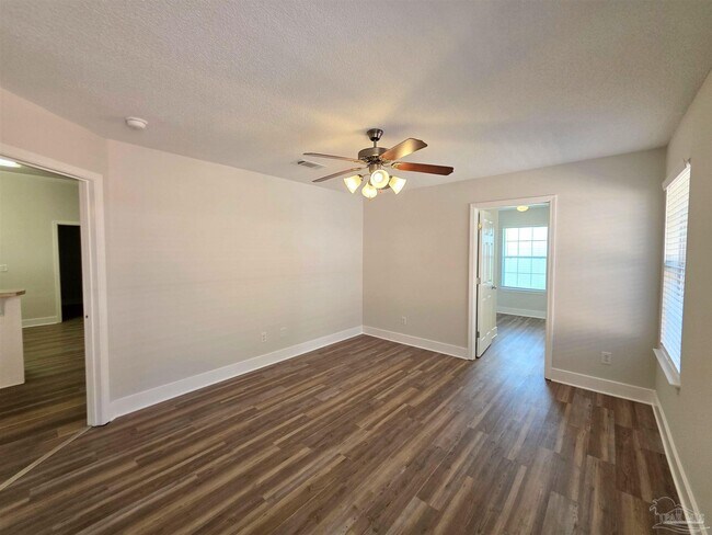 Building Photo - 5008 Orlando Ct