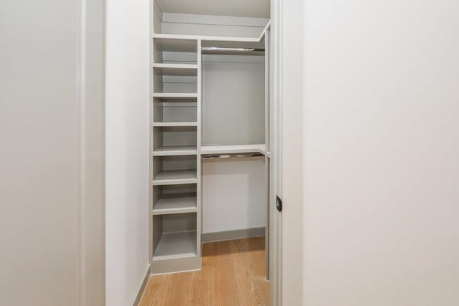 Building Photo - 8120 Stillmeadow Ct