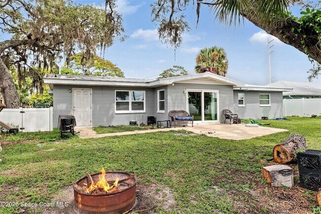 Building Photo - 1087 Creel St