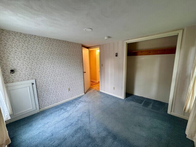 Building Photo - House for Rent in Bridgewater