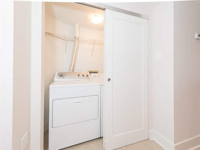 Building Photo - 199 14th St NE