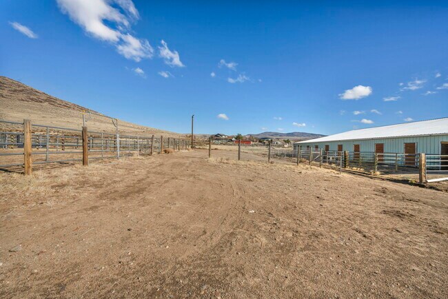 Building Photo - 30 El Caballo Trail