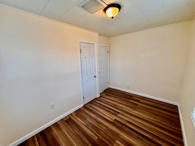 Building Photo - Move-In Ready 4BR Home with Finished Basement, Flex Space & Large Yard