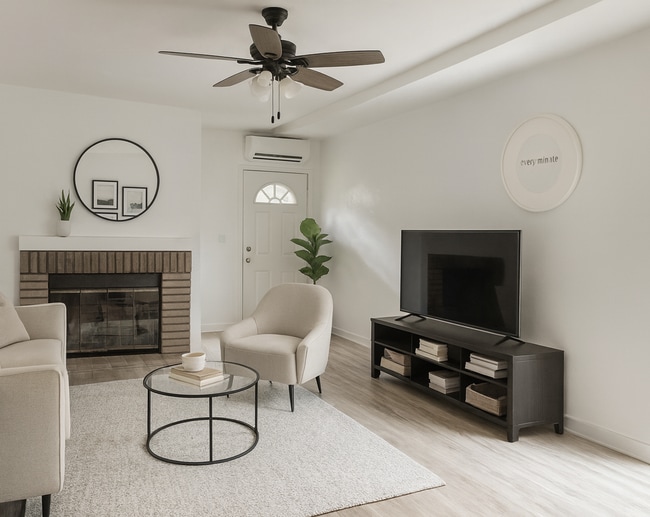 Building Photo - One Bedroom Mother In Law Suite