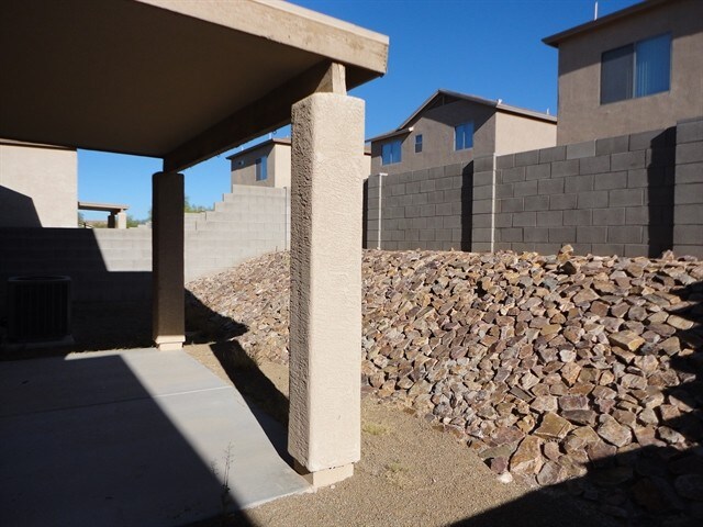 Building Photo - 1990 E Vera Cruz Vis