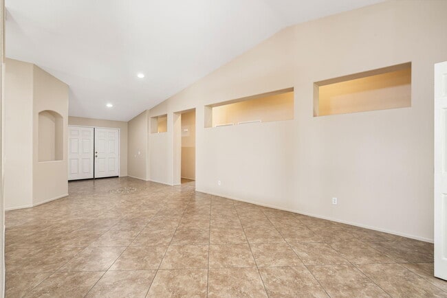 Building Photo - 41250 Doak St