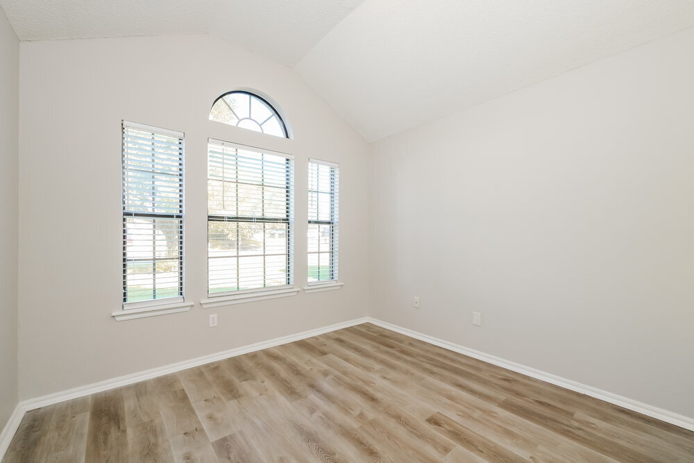 Building Photo - 324 Marrgate Dr