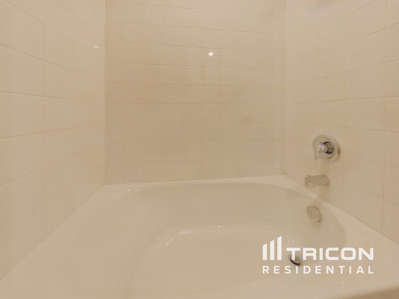 Building Photo - 34591 Shellback St