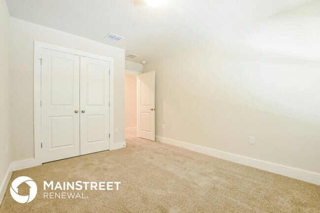 Building Photo - 313 Whiteheart Dr