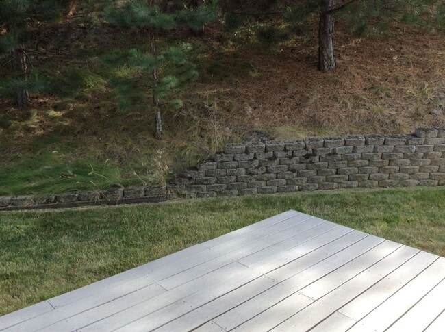 Building Photo - 2430 NW Granite Ct