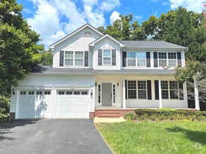 Building Photo - IMMACULATE AUTUMN RIDGE HOME IN STAFFORD!