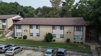 Building Photo - 405 Clayton Dr