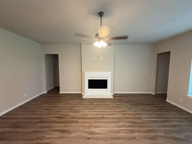 Building Photo - 117 Aberdeen Dr