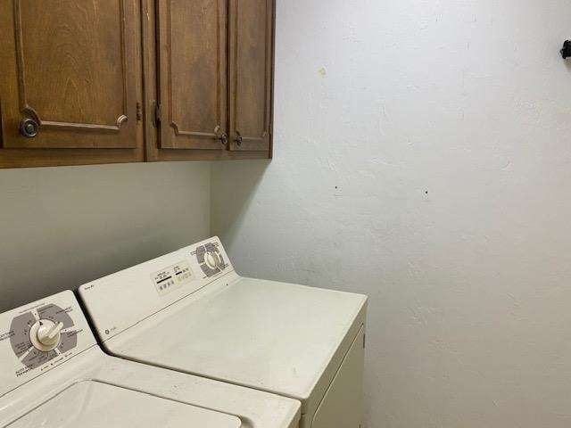 Building Photo - 2300 Aster Way