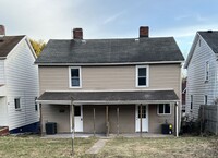 Building Photo - 621-623 Vanadium St Bridgeville PA 15107