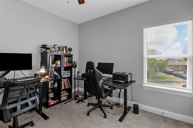 Building Photo - 610 Parker Cir