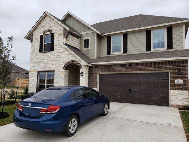 Front entrance - 6307 Southern Cross Dr