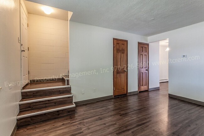 Building Photo - 1606 N Estrella Ave