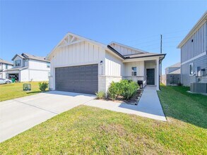 Building Photo - 17986 Plow Beam Dr