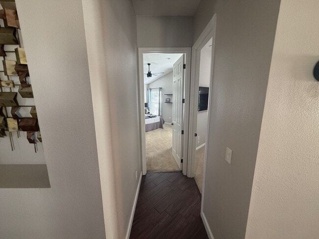 Building Photo - 3-Bedroom, 2-Bathroom Home in Waters Edge