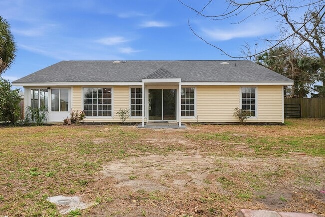 Building Photo - 1434 Santa Anita Dr