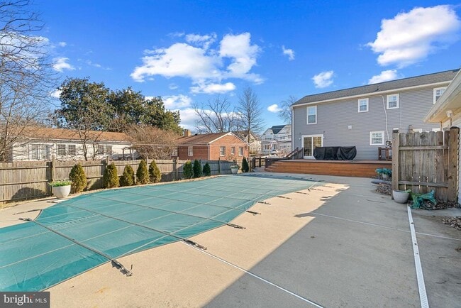 Building Photo - 3100 Franklin St